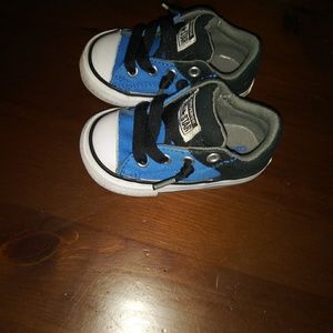 Converse ahoea lot of 2